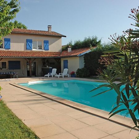 Bed and Breakfast Le Relais Du Grand Logis Civrieux Exterior foto