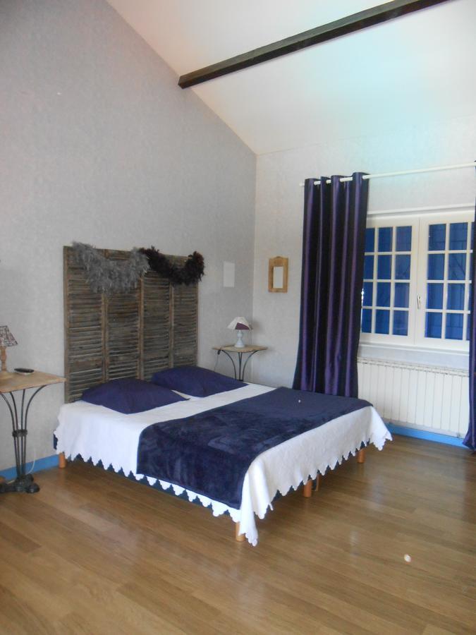 Bed and Breakfast Le Relais Du Grand Logis Civrieux Exterior foto
