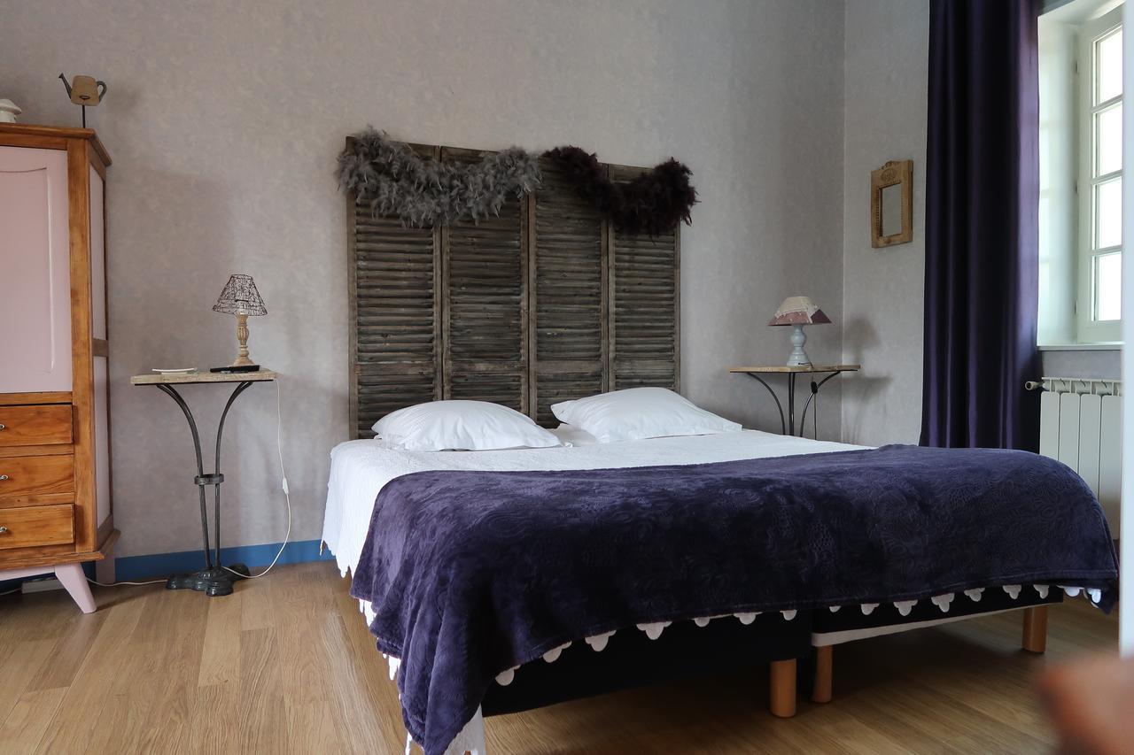 Bed and Breakfast Le Relais Du Grand Logis Civrieux Exterior foto